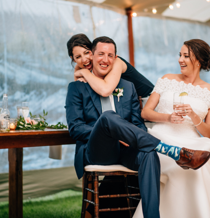 Best Friend Goals at Weddings